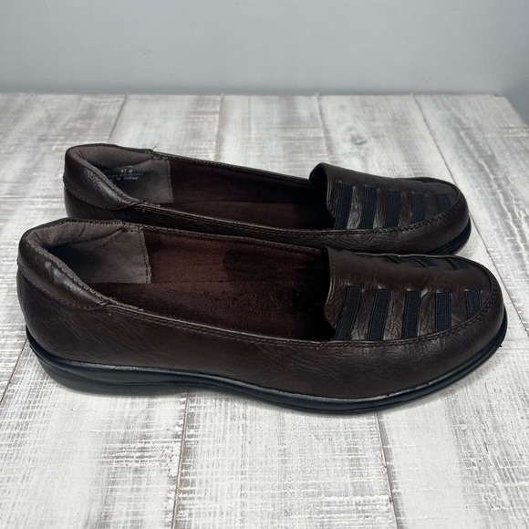 Easy Street Genesis Loafer Flat Brown- Size 8.5 - Picture 17 of 17